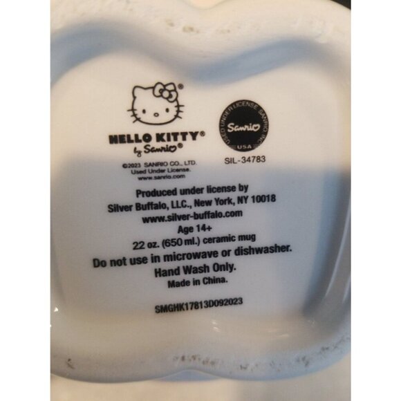 Hello Kitty Christmas Coffee Cup Red and white - Picture 5 of 5